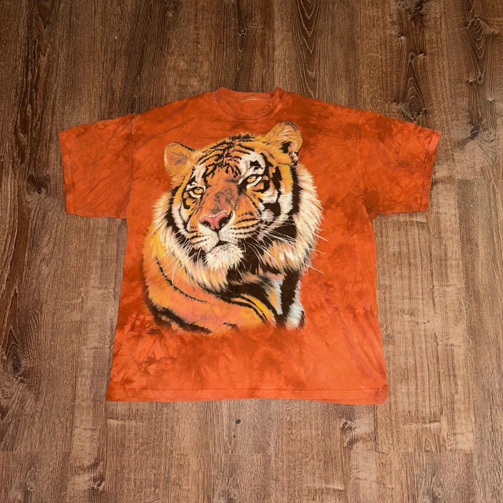 Y2k the mountain 2000s shirt with tiger size xl